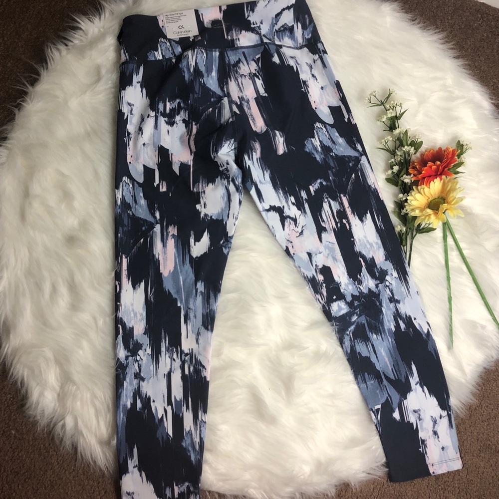 New! Calvin Klein High Waist Legging - Picture 10 of 12